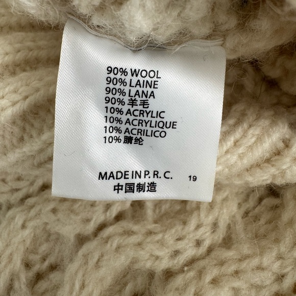 Brandy Melville Cream Knit Cardigan - Picture 9 of 9